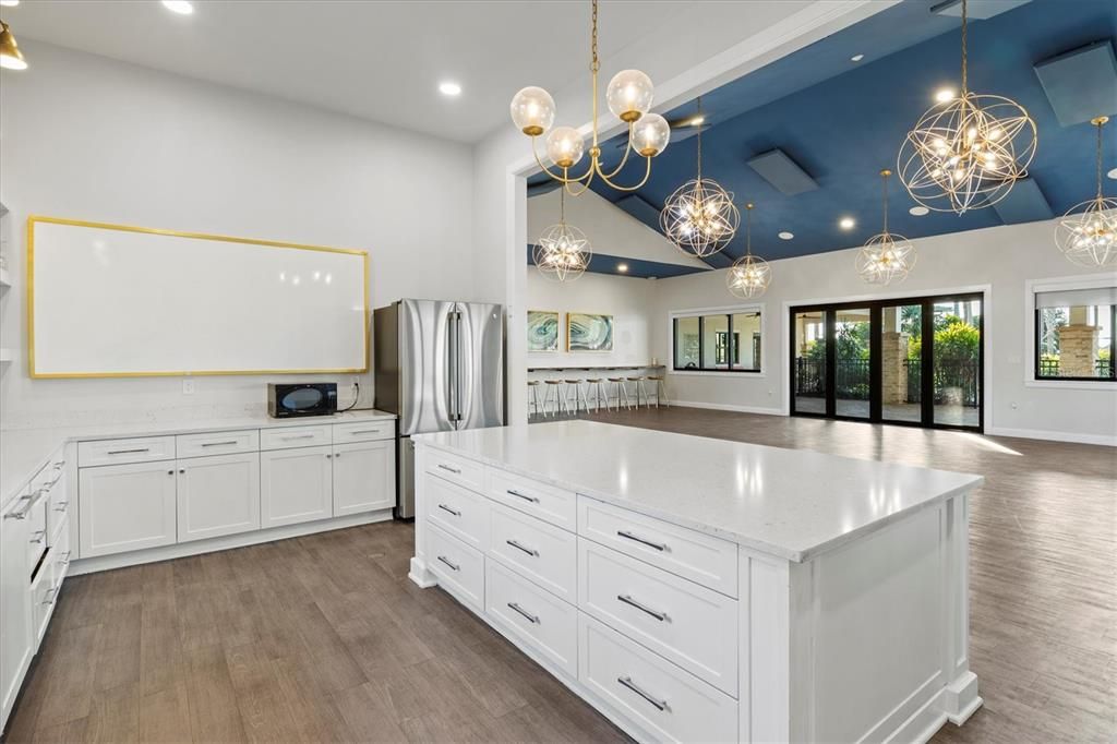 For Rent: $3,500 (4 beds, 2 baths, 2810 Square Feet)