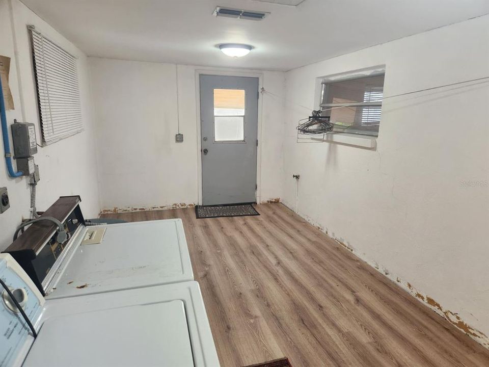 For Rent: $1,375 (2 beds, 2 baths, 800 Square Feet)