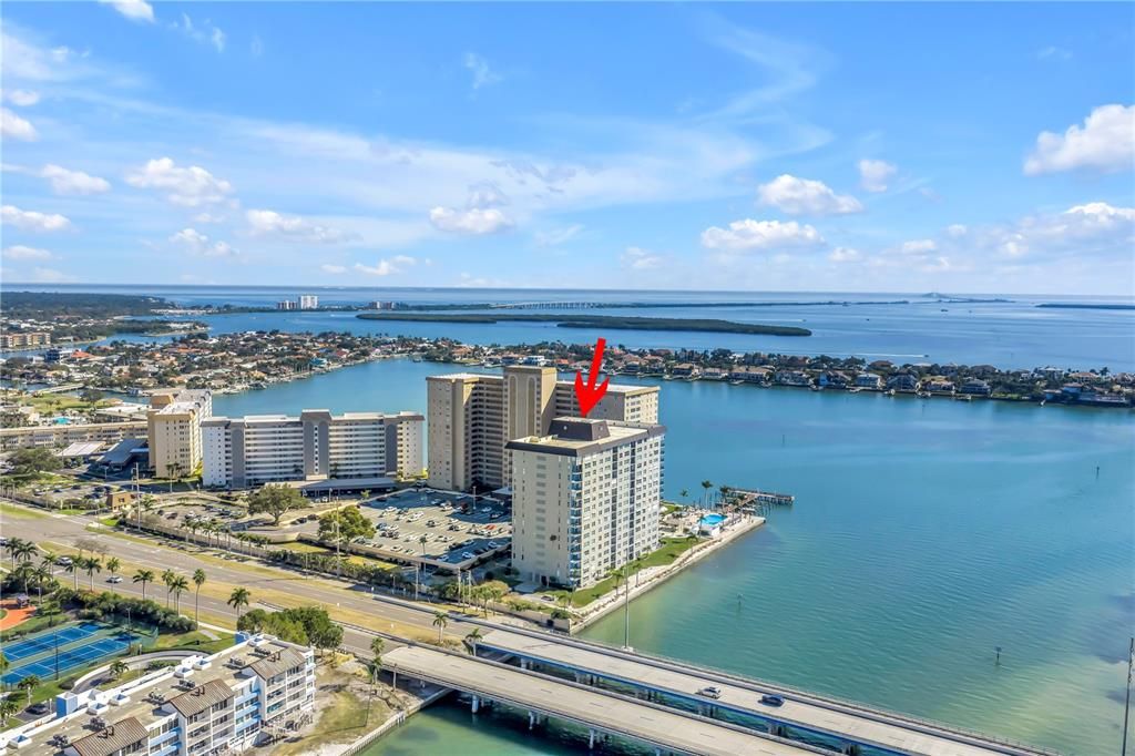 На продажу: $274,900 (2 спален, 2 ванн, 1175 Квадратных фут)