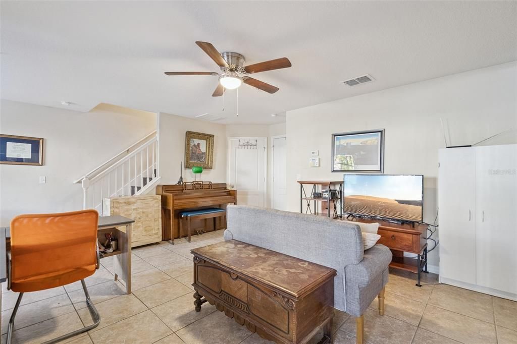 En Venta: $324,000 (3 camas, 2 baños, 2177 Pies cuadrados)