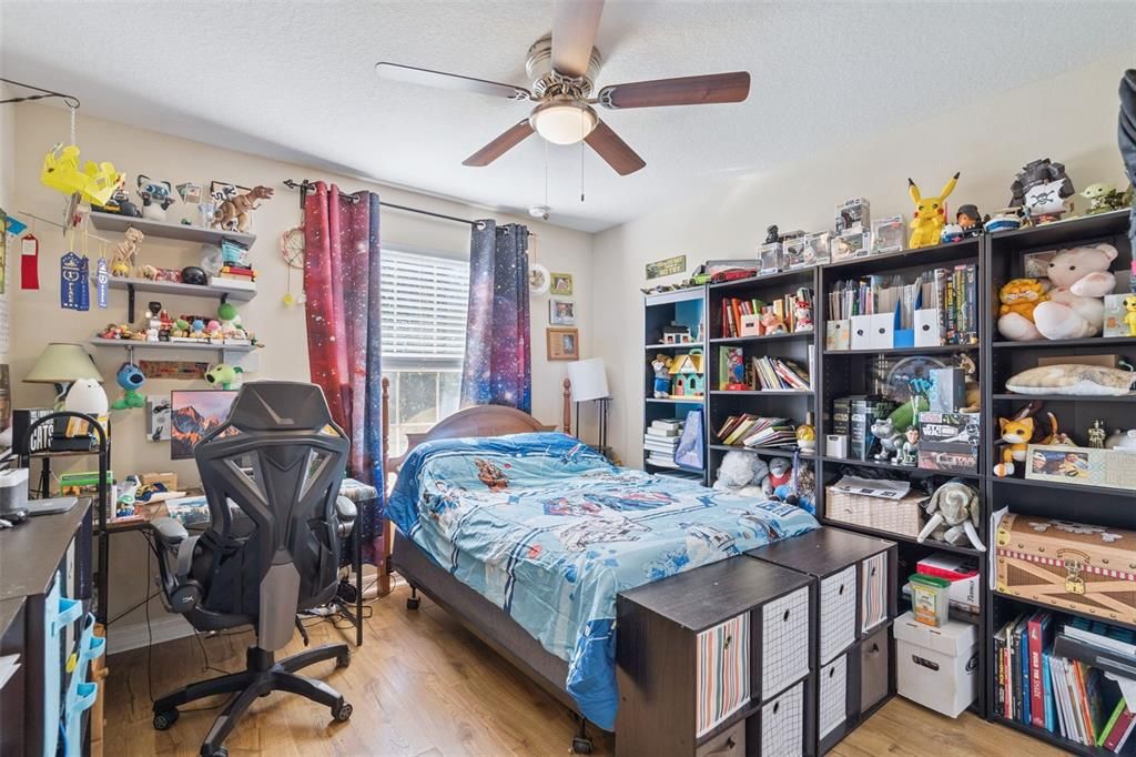 En Venta: $324,000 (3 camas, 2 baños, 2177 Pies cuadrados)