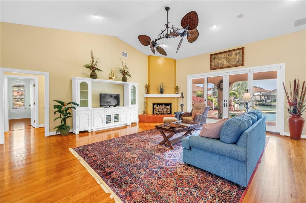 For Sale: $1,849,900 (4 beds, 3 baths, 2906 Square Feet)