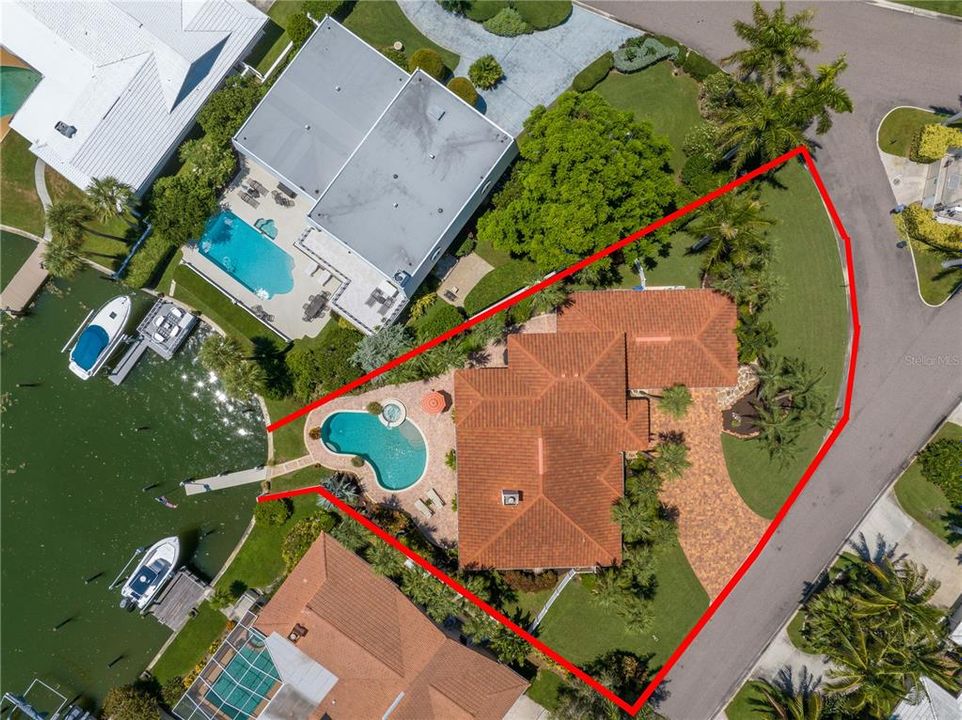 For Sale: $1,849,900 (4 beds, 3 baths, 2906 Square Feet)