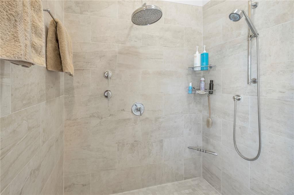 For Sale: $1,849,900 (4 beds, 3 baths, 2906 Square Feet)