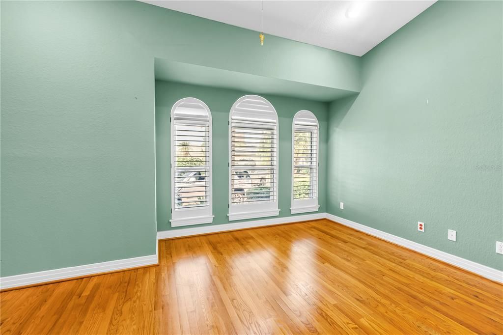 For Sale: $1,849,900 (4 beds, 3 baths, 2906 Square Feet)