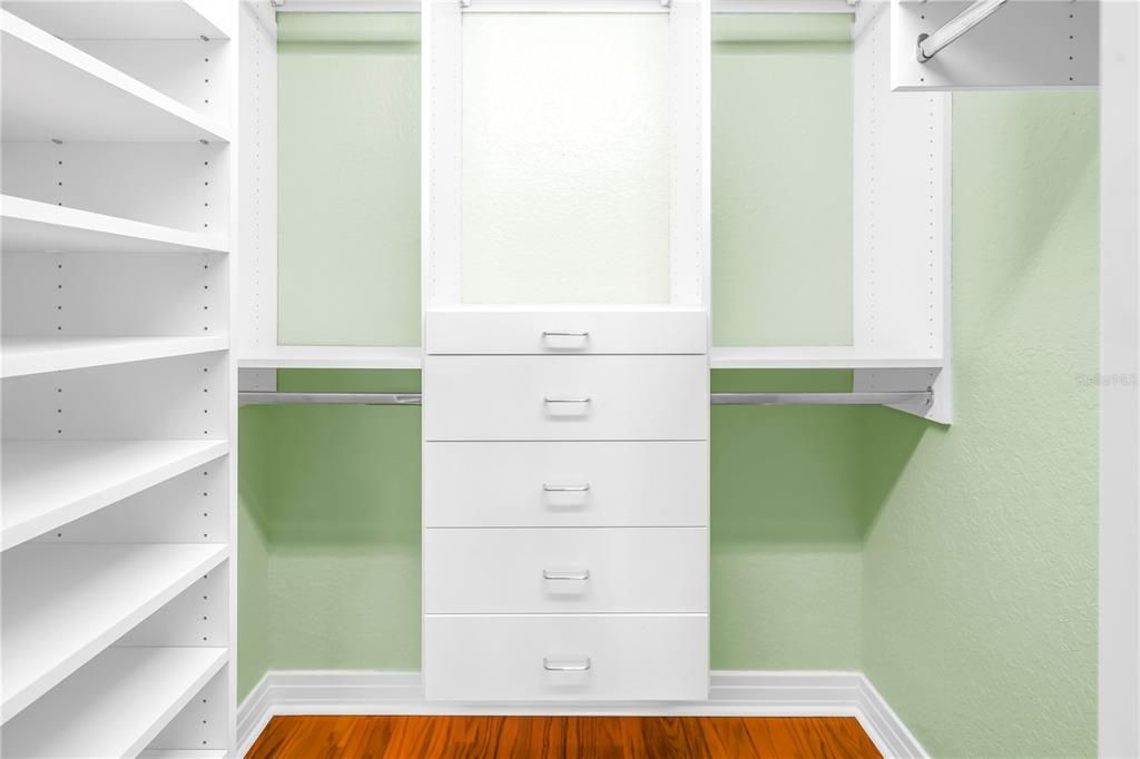 For Sale: $1,849,900 (4 beds, 3 baths, 2906 Square Feet)