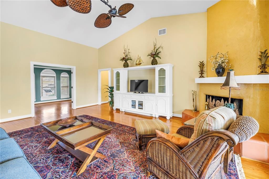 For Sale: $1,849,900 (4 beds, 3 baths, 2906 Square Feet)