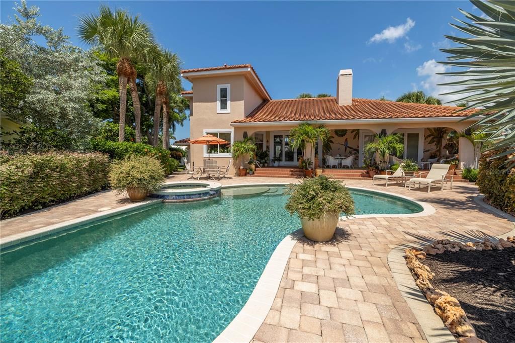 For Sale: $1,849,900 (4 beds, 3 baths, 2906 Square Feet)