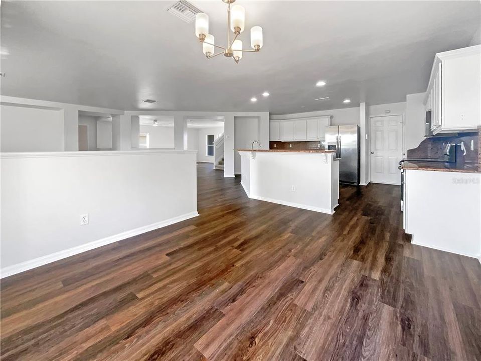 Active With Contract: $367,000 (4 beds, 2 baths, 3521 Square Feet)