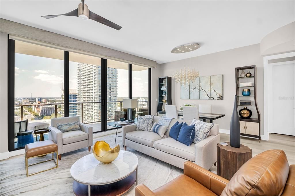 合同活跃: $1,249,000 (2 贝兹, 2 浴室, 1402 平方英尺)