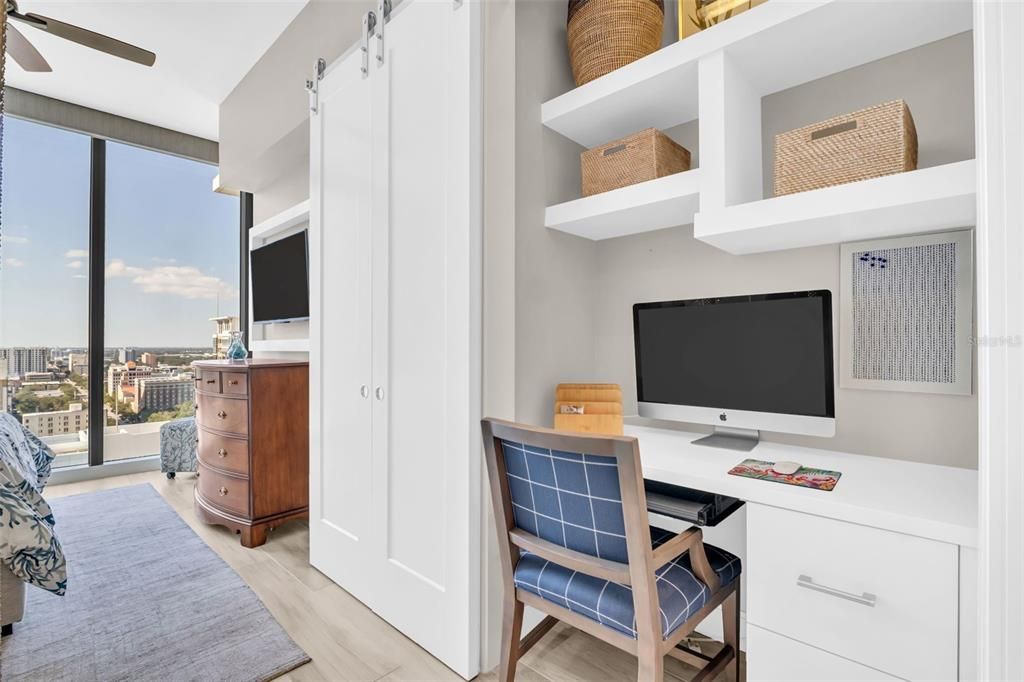 合同活跃: $1,249,000 (2 贝兹, 2 浴室, 1402 平方英尺)