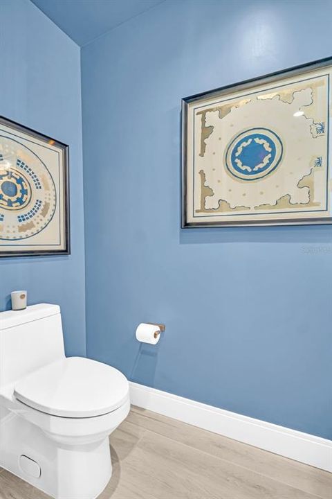 合同活跃: $1,249,000 (2 贝兹, 2 浴室, 1402 平方英尺)