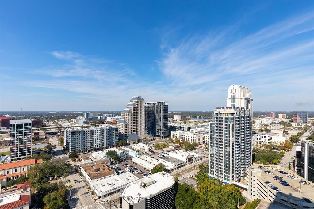 For Sale: $425,900 (2 beds, 2 baths, 1138 Square Feet)