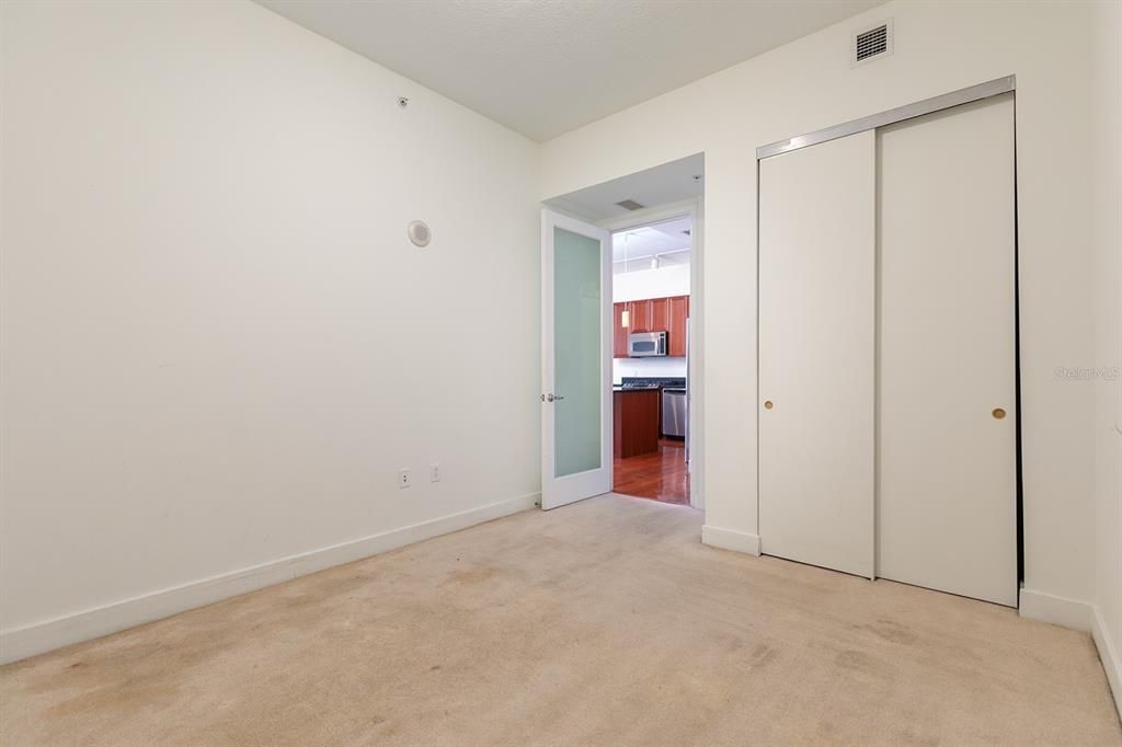 For Sale: $425,900 (2 beds, 2 baths, 1138 Square Feet)