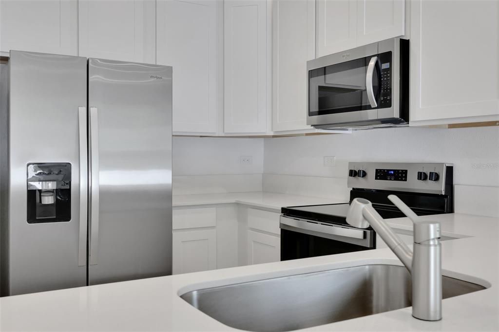 В аренду: $1,699 (3 спален, 2 ванн, 1481 Квадратных фут)