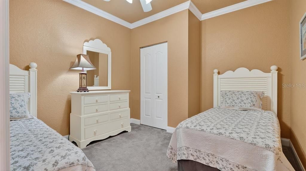 En Venta: $1,595,000 (4 camas, 3 baños, 2620 Pies cuadrados)