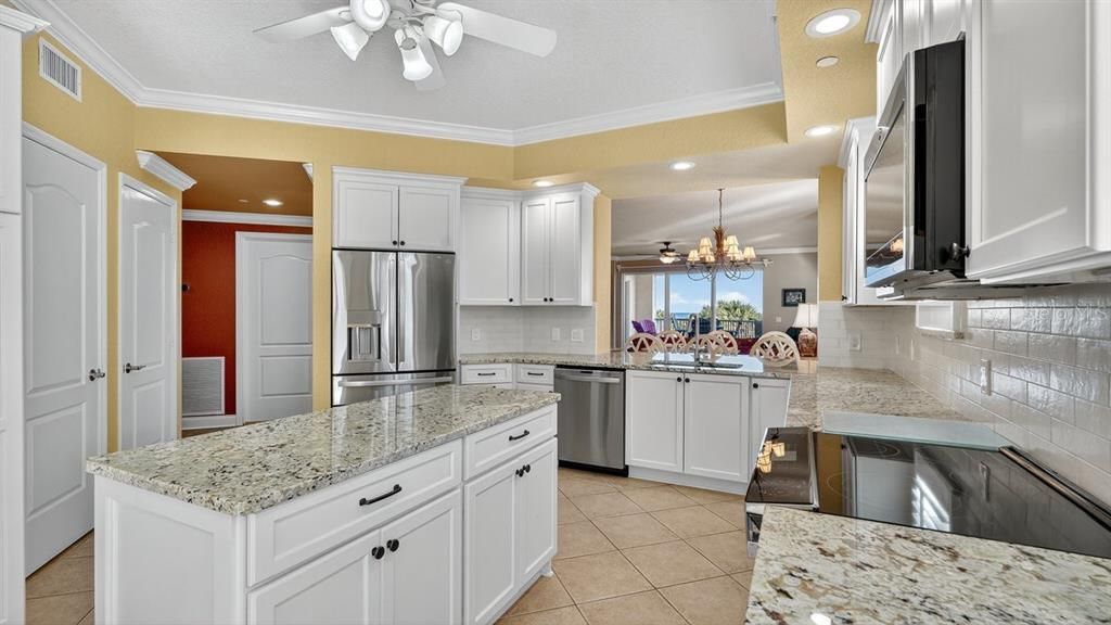 En Venta: $1,595,000 (4 camas, 3 baños, 2620 Pies cuadrados)