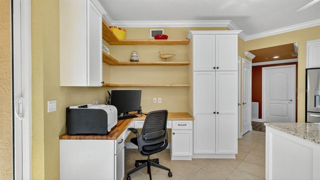 En Venta: $1,595,000 (4 camas, 3 baños, 2620 Pies cuadrados)