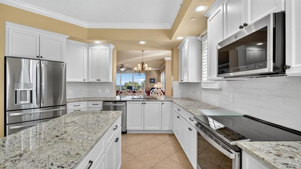 En Venta: $1,595,000 (4 camas, 3 baños, 2620 Pies cuadrados)