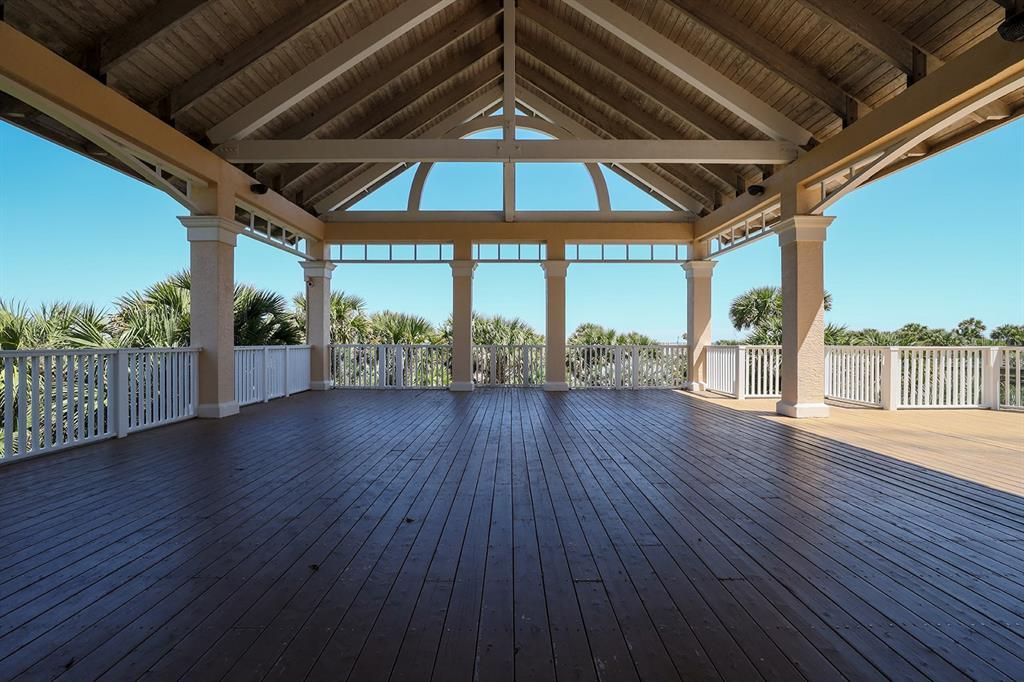 En Venta: $1,595,000 (4 camas, 3 baños, 2620 Pies cuadrados)