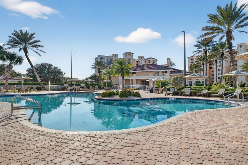 En Venta: $1,595,000 (4 camas, 3 baños, 2620 Pies cuadrados)