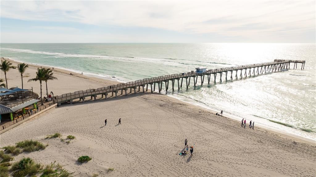 待售: $975,000 (3 贝兹, 3 浴室, 1936 平方英尺)