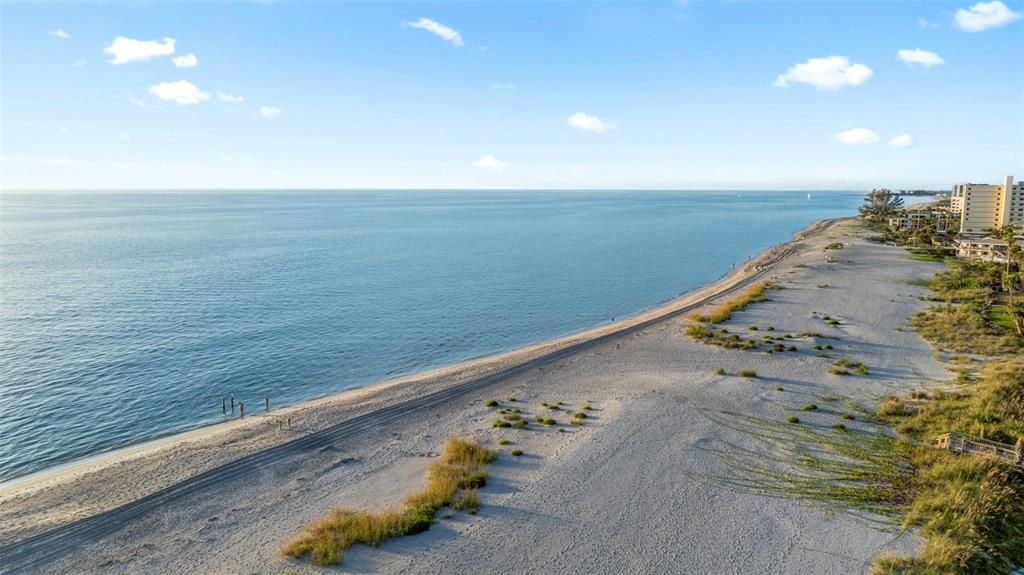 待售: $975,000 (3 贝兹, 3 浴室, 1936 平方英尺)