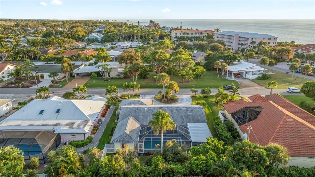 待售: $975,000 (3 贝兹, 3 浴室, 1936 平方英尺)