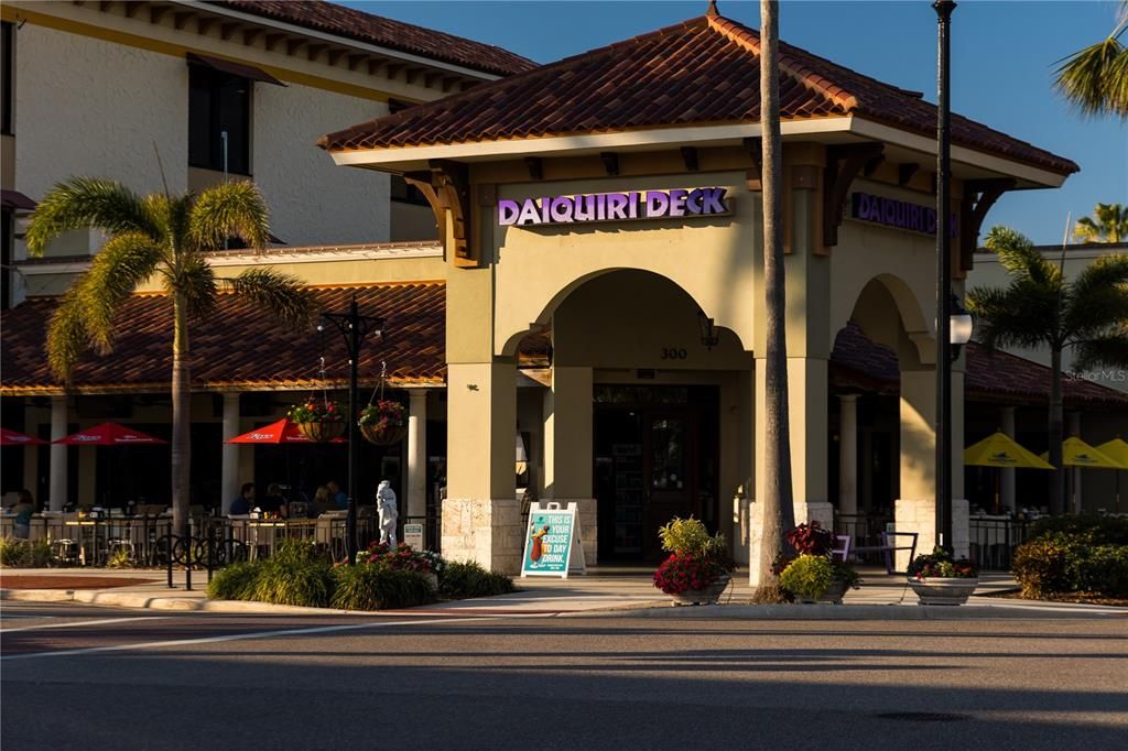 待售: $975,000 (3 贝兹, 3 浴室, 1936 平方英尺)