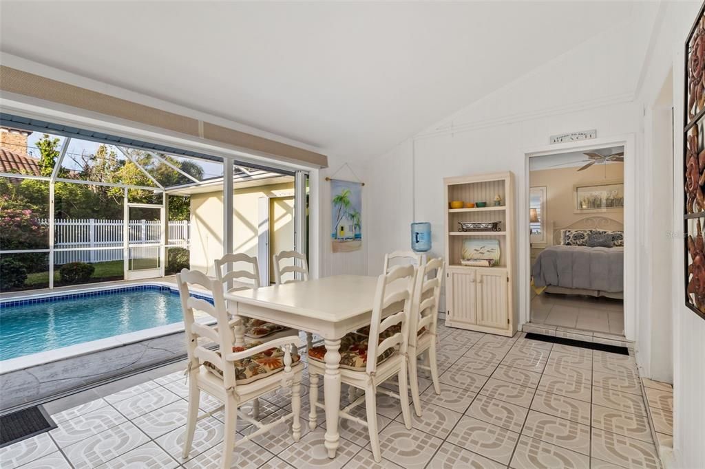 待售: $975,000 (3 贝兹, 3 浴室, 1936 平方英尺)