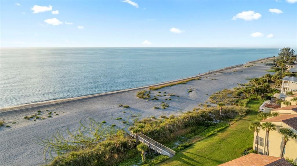 待售: $975,000 (3 贝兹, 3 浴室, 1936 平方英尺)