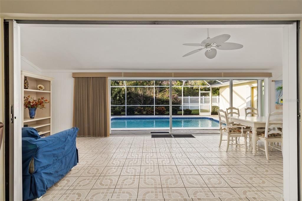 待售: $975,000 (3 贝兹, 3 浴室, 1936 平方英尺)