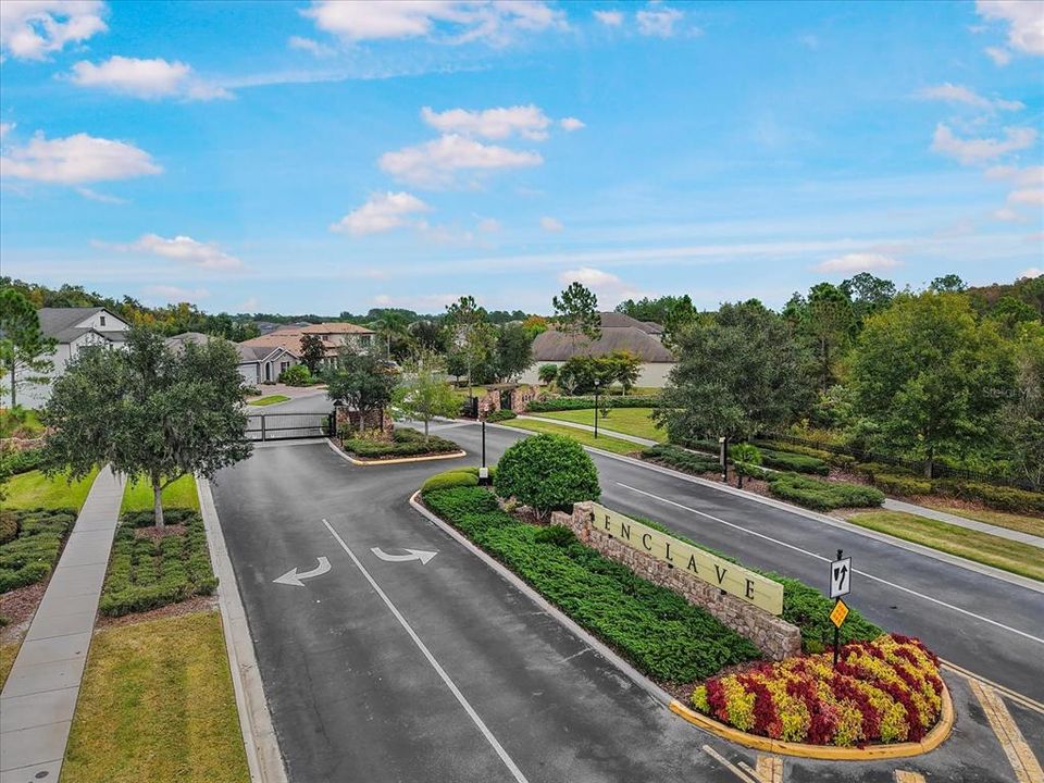 待售: $550,000 (3 贝兹, 2 浴室, 2239 平方英尺)