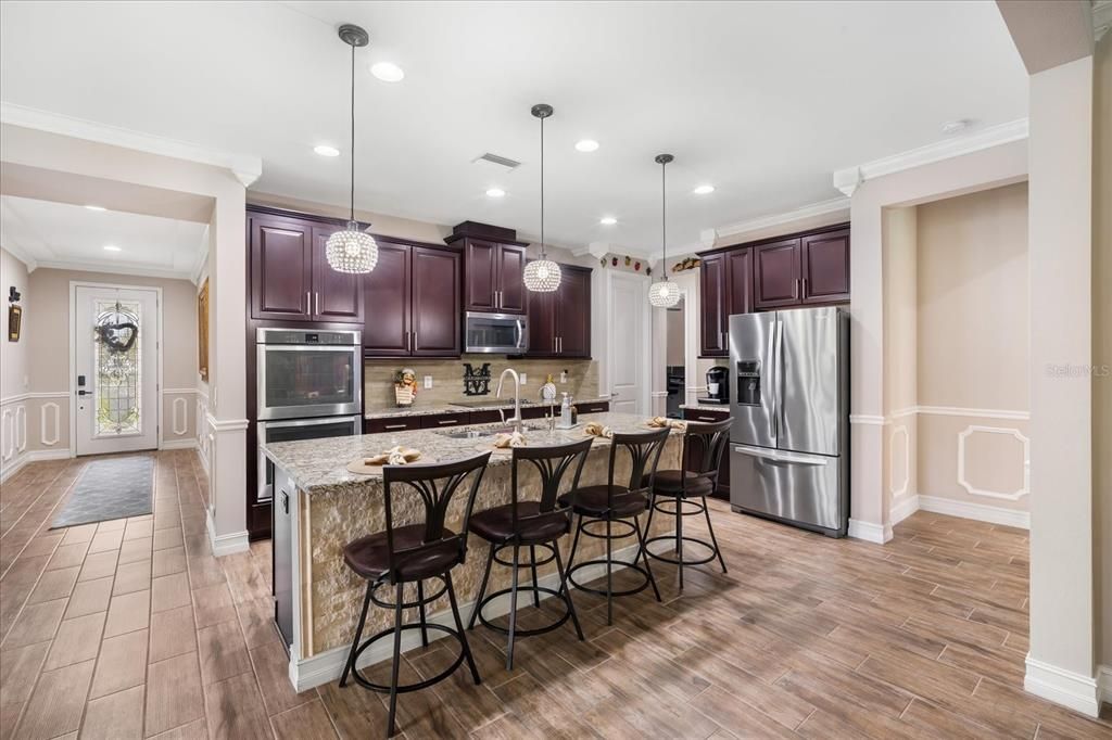 待售: $550,000 (3 贝兹, 2 浴室, 2239 平方英尺)