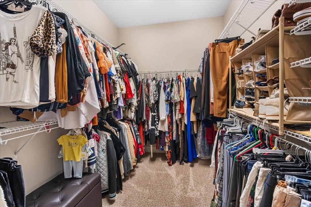 待售: $550,000 (3 贝兹, 2 浴室, 2239 平方英尺)