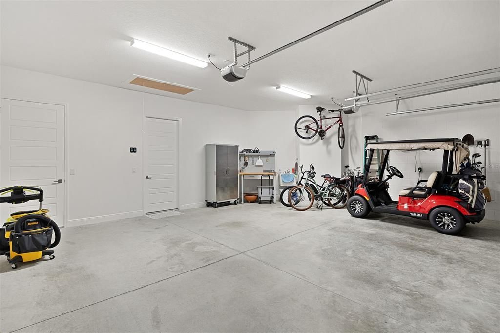 На продажу: $799,900 (3 спален, 2 ванн, 2053 Квадратных фут)