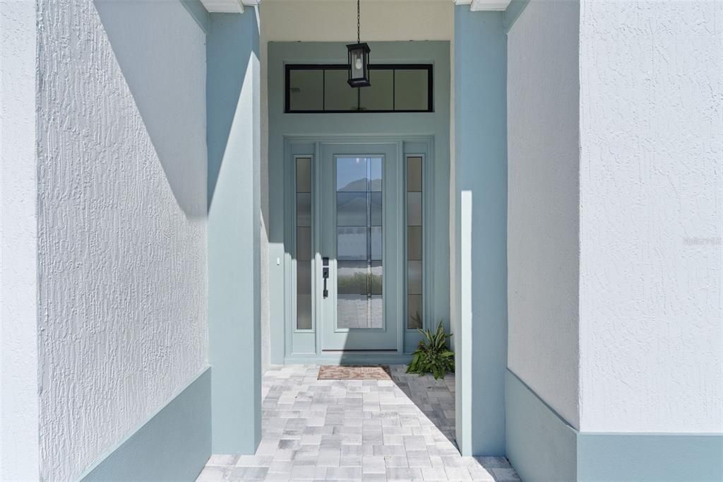 На продажу: $799,900 (3 спален, 2 ванн, 2053 Квадратных фут)