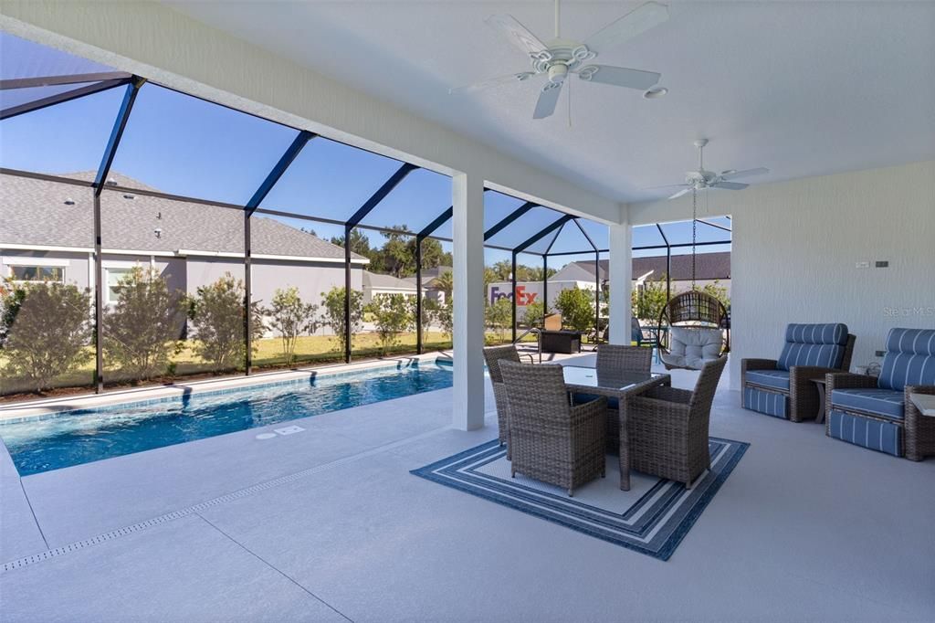 На продажу: $799,900 (3 спален, 2 ванн, 2053 Квадратных фут)