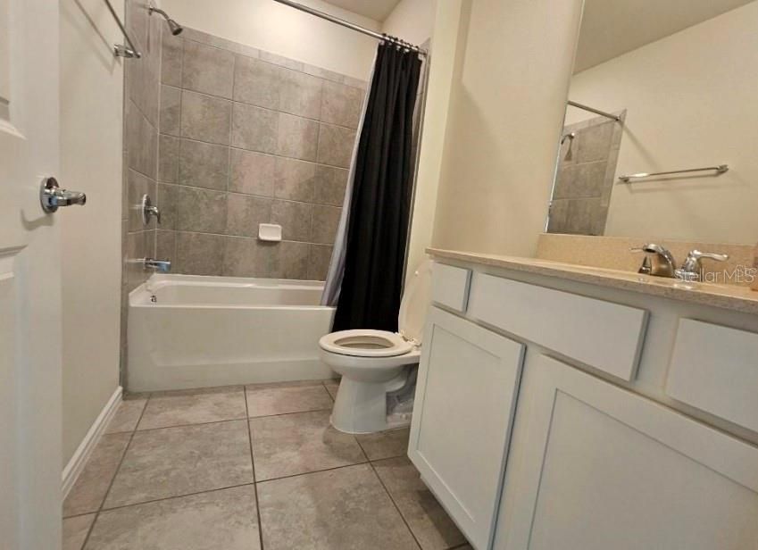 For Rent: $900 (1 beds, 1 baths, 17 Square Feet)