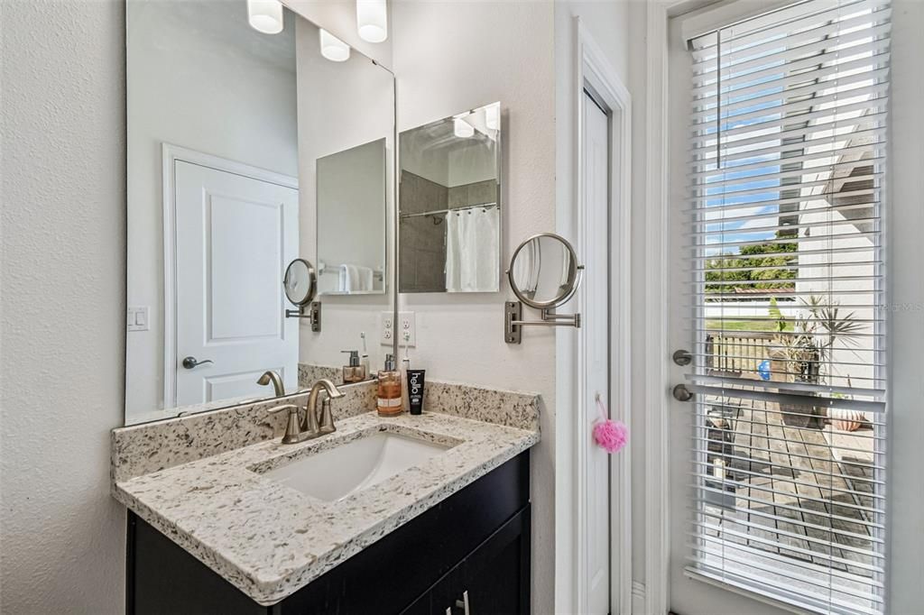 For Sale: $525,000 (4 beds, 3 baths, 1968 Square Feet)