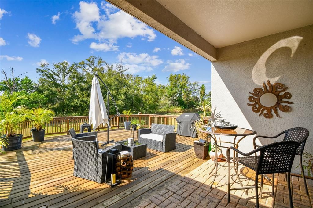 For Sale: $525,000 (4 beds, 3 baths, 1968 Square Feet)