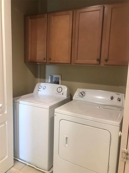 For Rent: $2,550 (3 beds, 2 baths, 1672 Square Feet)