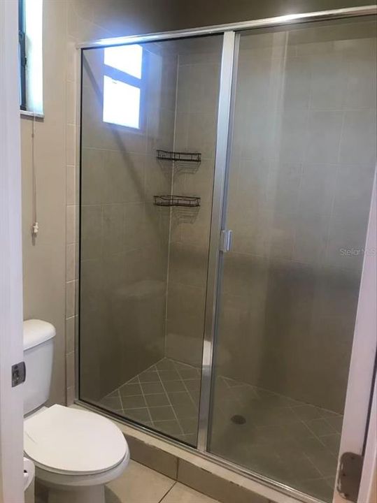 For Rent: $2,550 (3 beds, 2 baths, 1672 Square Feet)