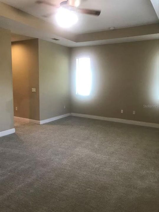 For Rent: $2,550 (3 beds, 2 baths, 1672 Square Feet)