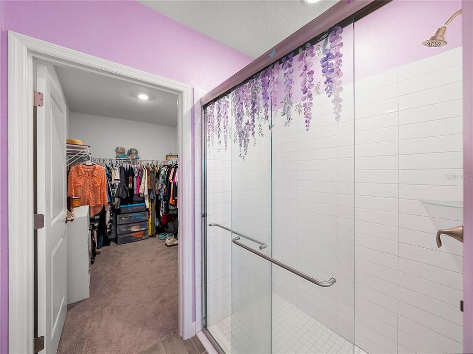 For Sale: $280,000 (2 beds, 2 baths, 1737 Square Feet)