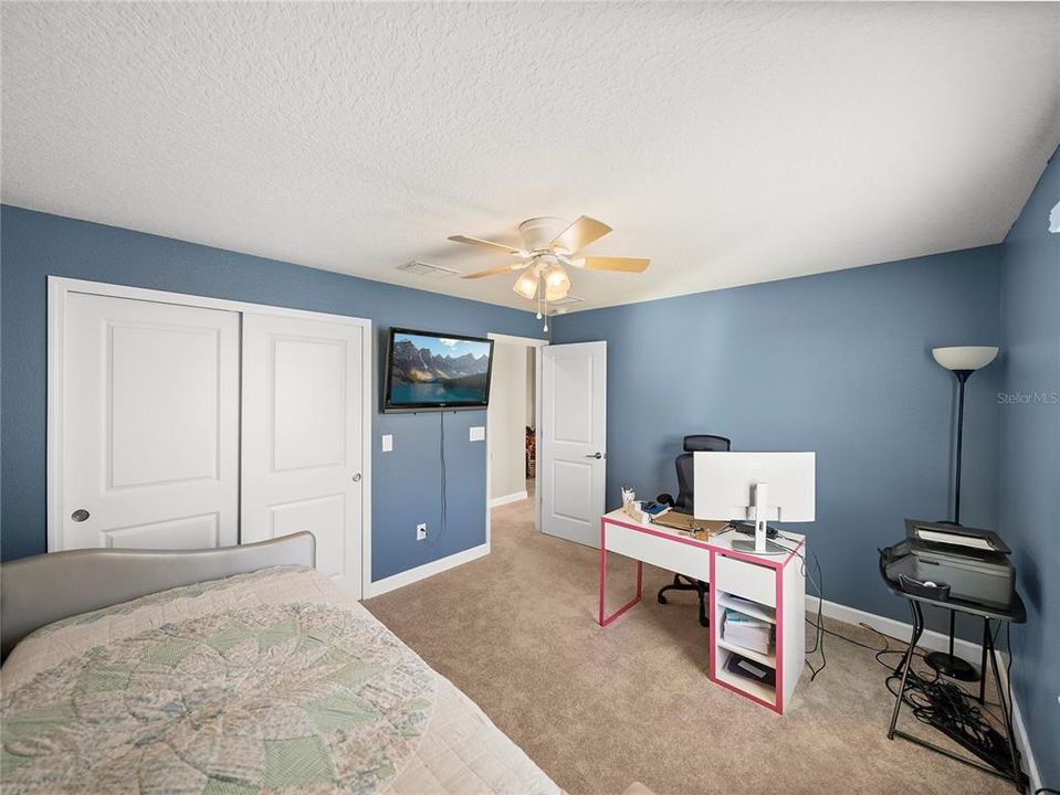 For Sale: $280,000 (2 beds, 2 baths, 1737 Square Feet)