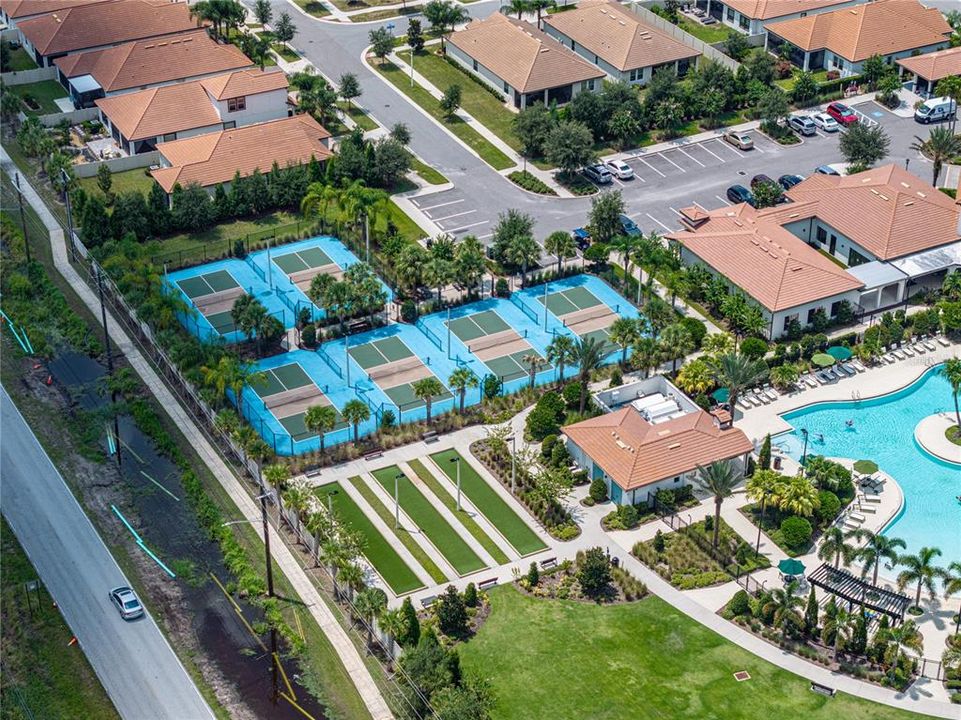 For Sale: $280,000 (2 beds, 2 baths, 1737 Square Feet)