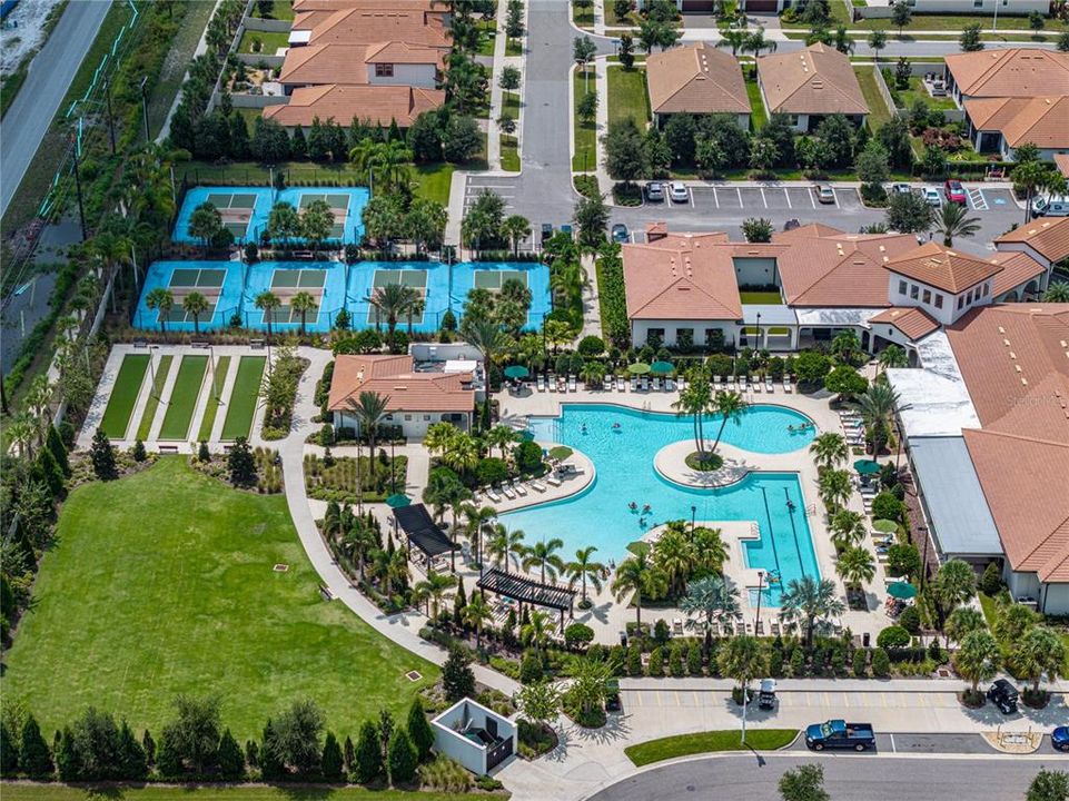 For Sale: $280,000 (2 beds, 2 baths, 1737 Square Feet)