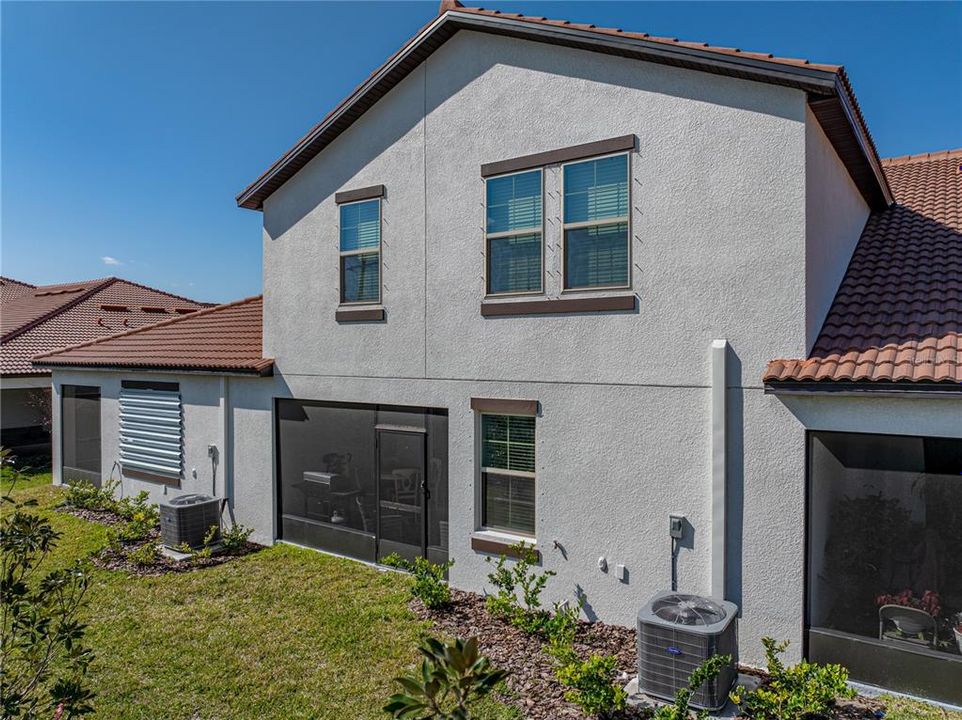 For Sale: $280,000 (2 beds, 2 baths, 1737 Square Feet)