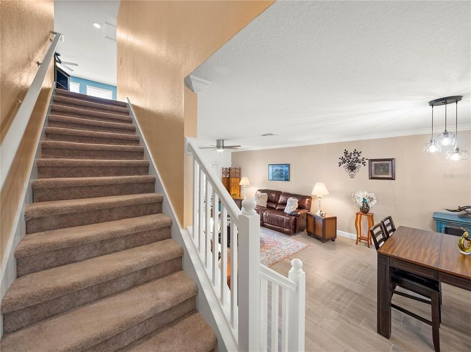 For Sale: $280,000 (2 beds, 2 baths, 1737 Square Feet)